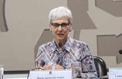 Vice-Procuradora-Geral do MPT Aparecida Gugel faz palestra em Teresina
